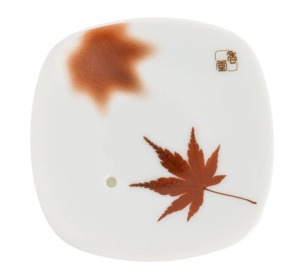 Yume No Yume japanischer Räucherstäbchenhalter Ahornblatt von Nippon Kodo