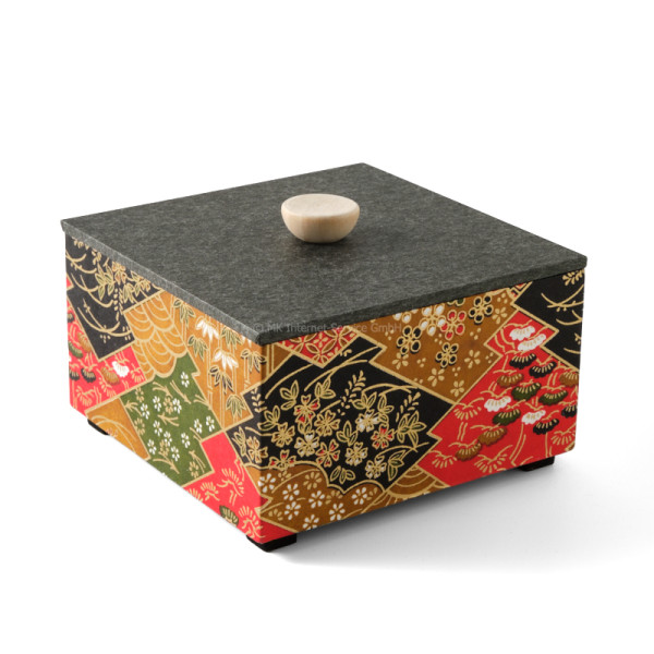 Chiyogami-Box "Japanische Landschaft auf rot"  - Aufbewahrungsbox, Schmuckbox, Geschenkbox