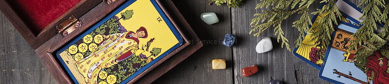 Schöne Tarotboxen und Holzboxen